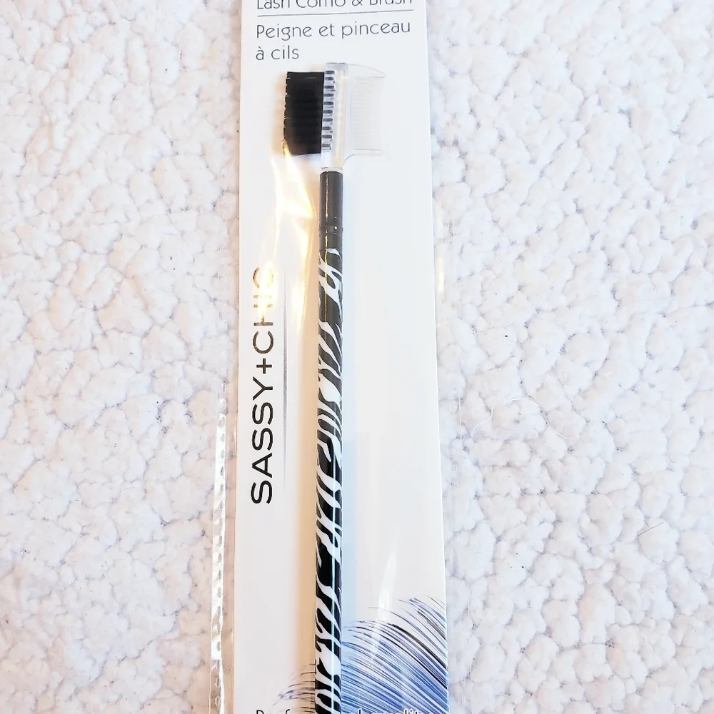 5 Piece Zebra Print Brush Set w Clear Case. NWT.